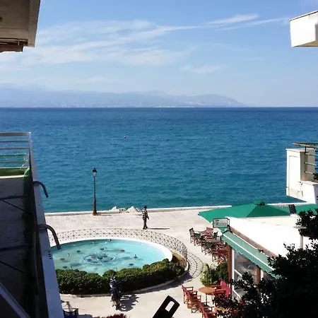 Grace Apartments Loutraki  Exterior photo